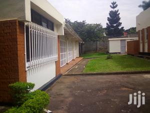 Three Bedroom House In Bugolobi For Rent