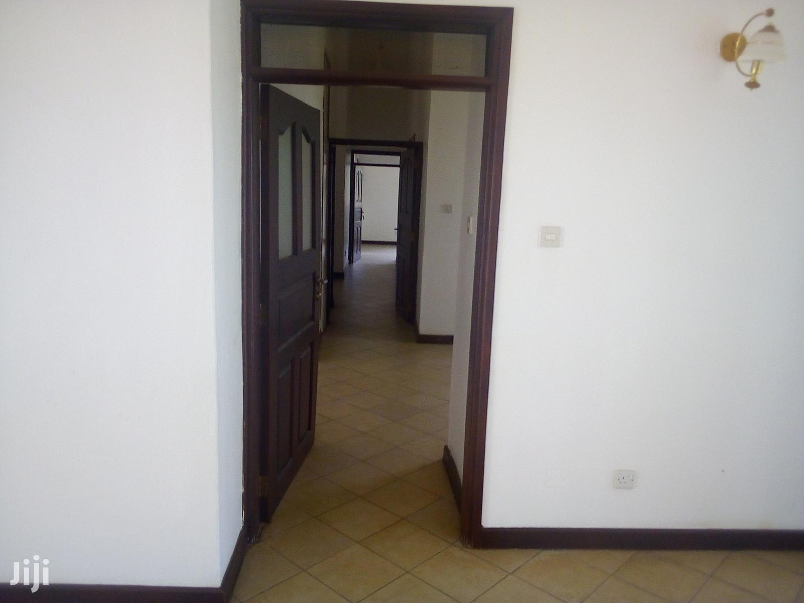 Three Bedroom House In Bugolobi For Rent