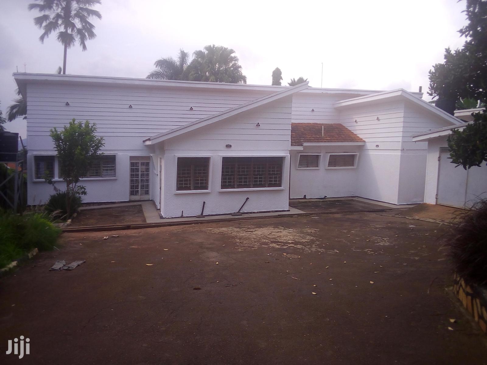 Three Bedroom House In Muyenga For Rent