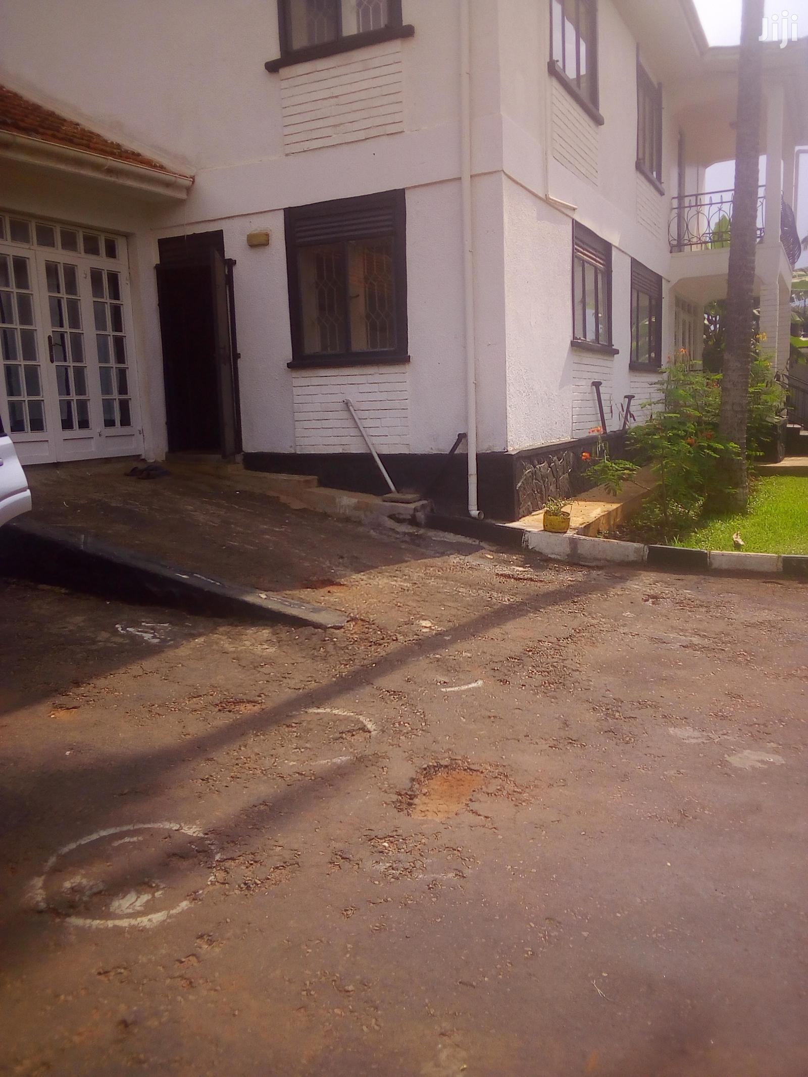 Storeyed House in Muyenga for Rent