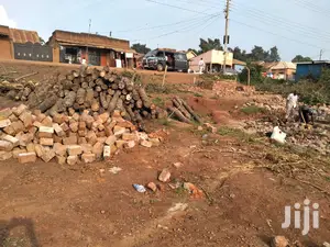 Very Sweet Commercial Plot Measuring Direct on Tarmac Rd