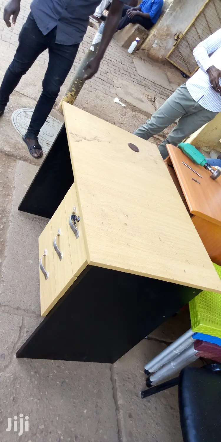 Simplr Office Desk Size 1meter