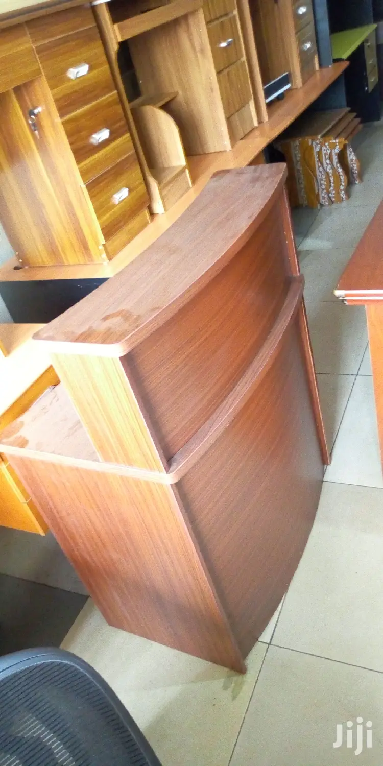 Simple Receptionist Desk 1meter