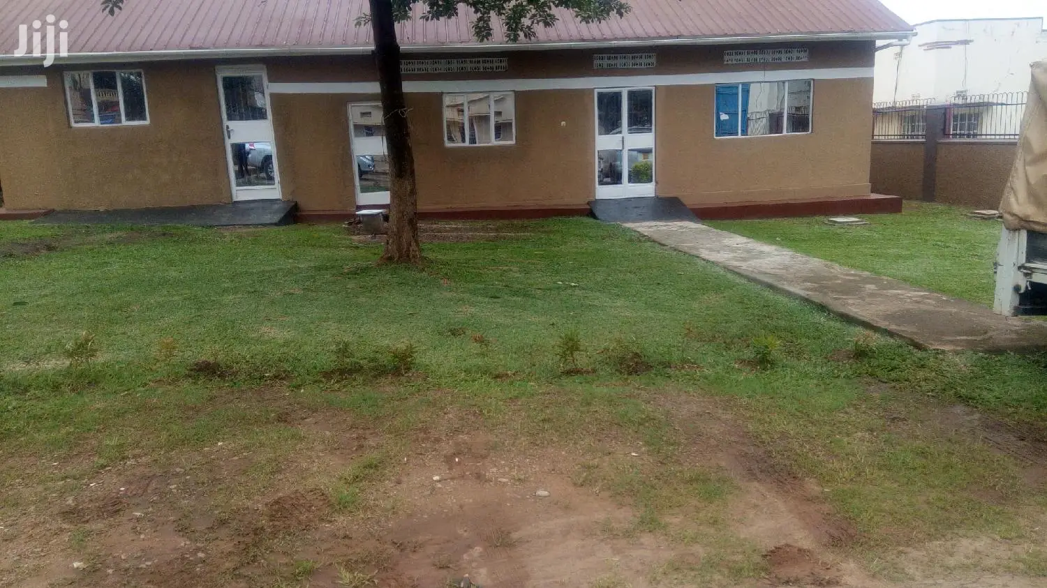 Spacious Office Building In Mawanda Road For Rent