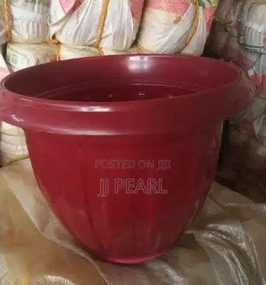 Plastic Rouend Flower Pots