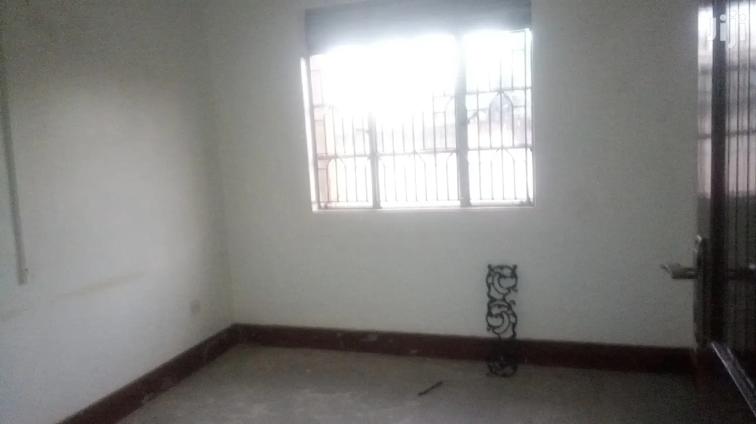 3bdrm Bungalow in Central Division for Rent
