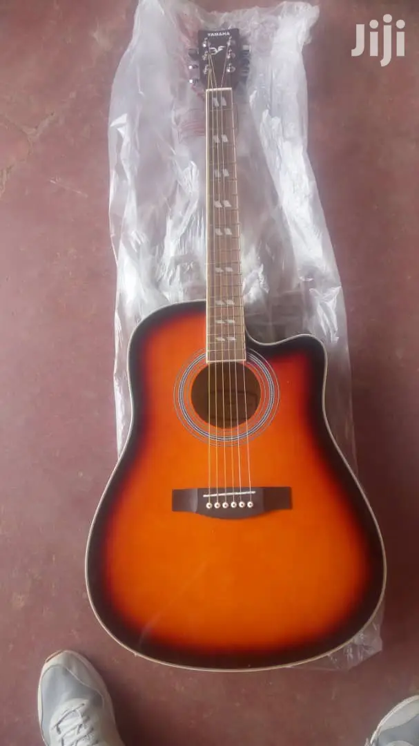 Box Guitar