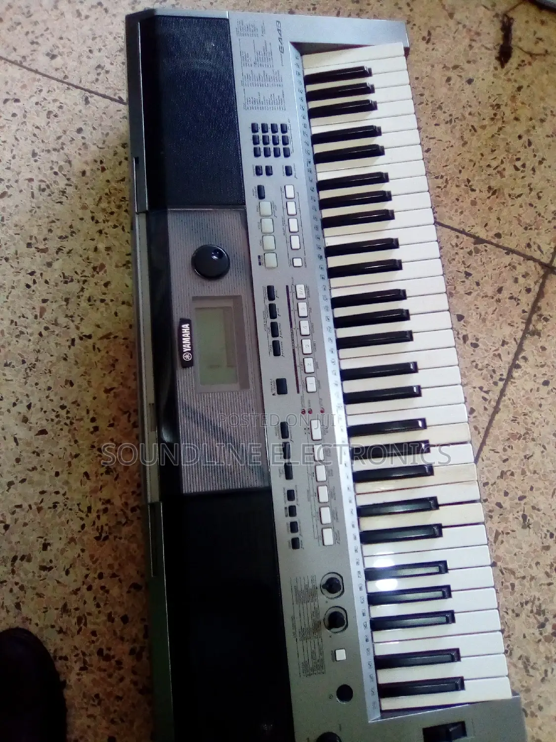 Yamaha Keyboard Psr E443