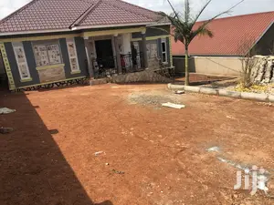 Kira Bungaloo on Sell