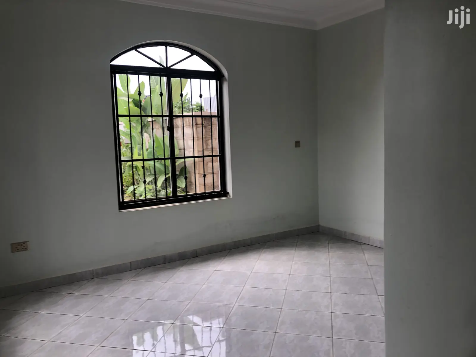 NAJERA Modern Posh Beauty on Sell