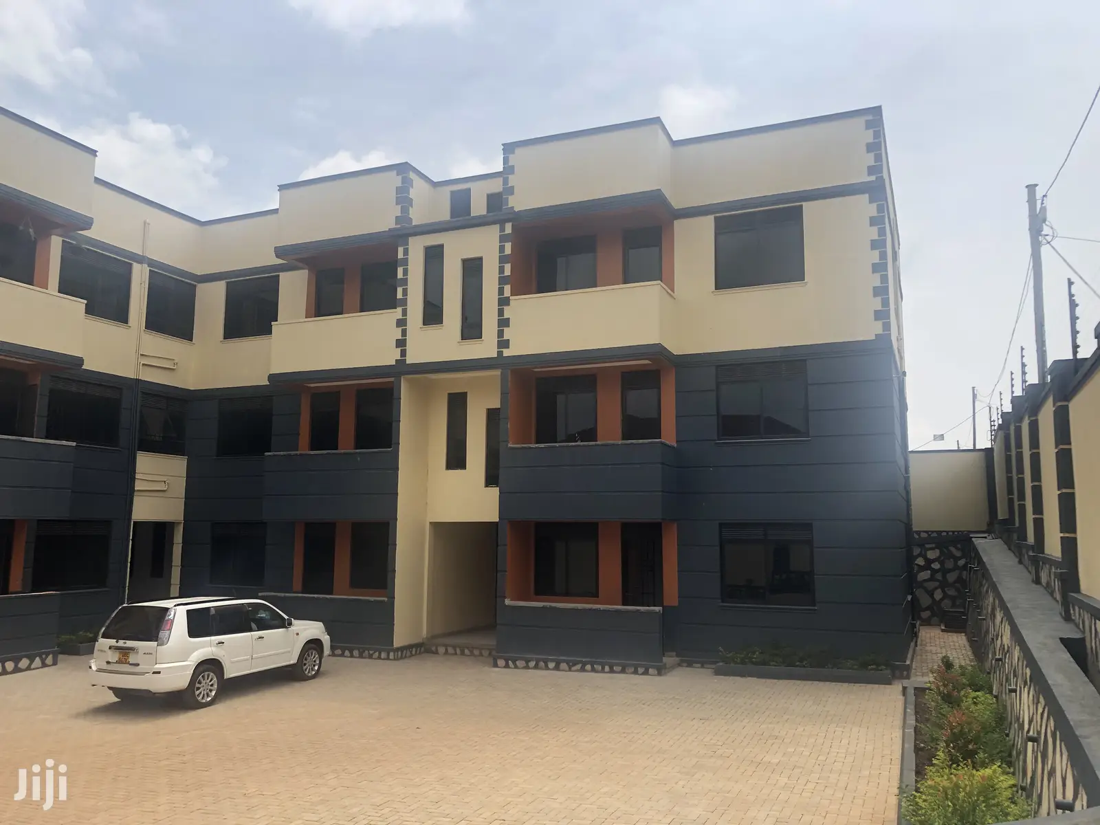 Kira 3 Bedroom Condominiums By The Tarmack On Sell