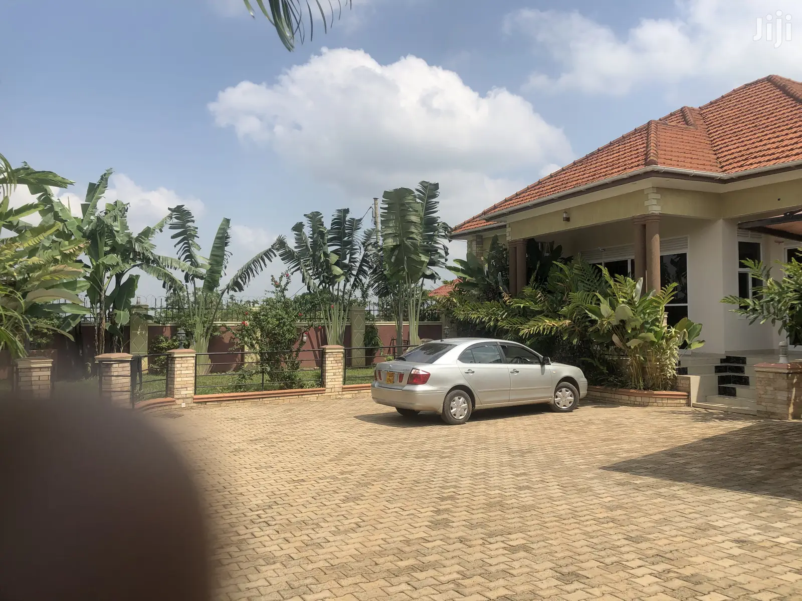 Kira Large Compound Bungalow on Sell