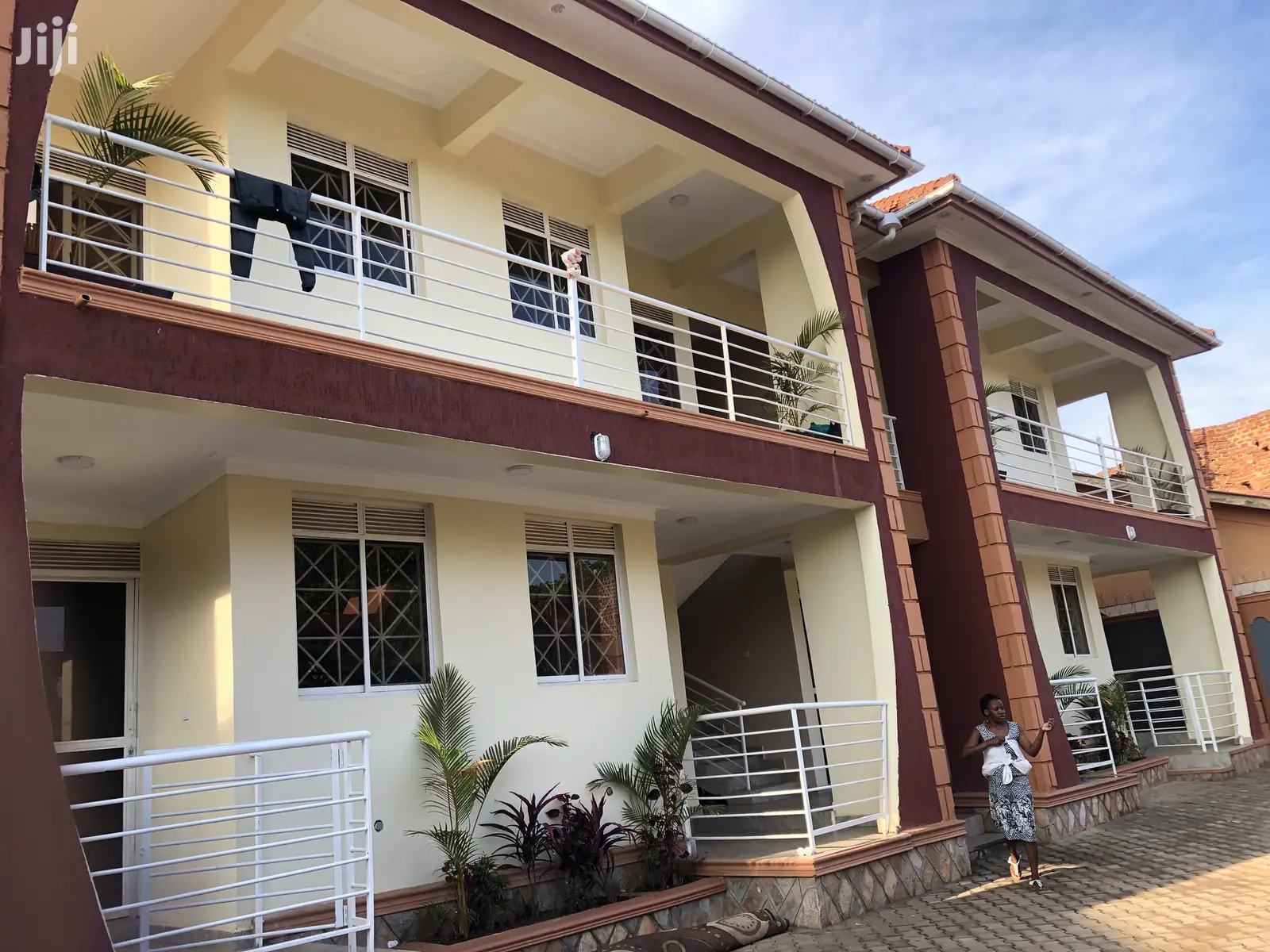 Apartments in Kyariwajara on Sale