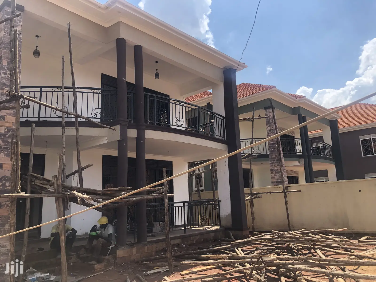 Hot,Kira Six Bedrooms Mansion Almost Complete on Sell