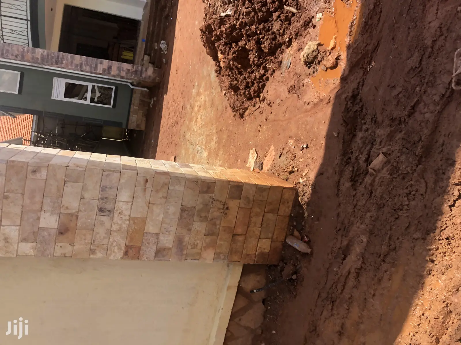 Hot,Kira Six Bedrooms Mansion Almost Complete on Sell