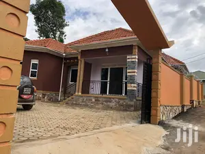 Hot,Kira Mamerito Road House On Sell