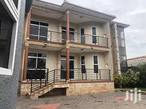Palatial Home In