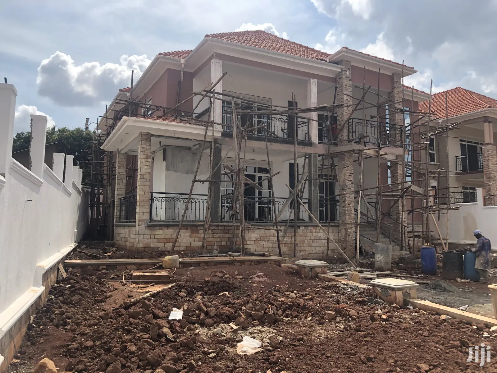 Kyanja Palatial Six Bedrooms Mansion on Sell