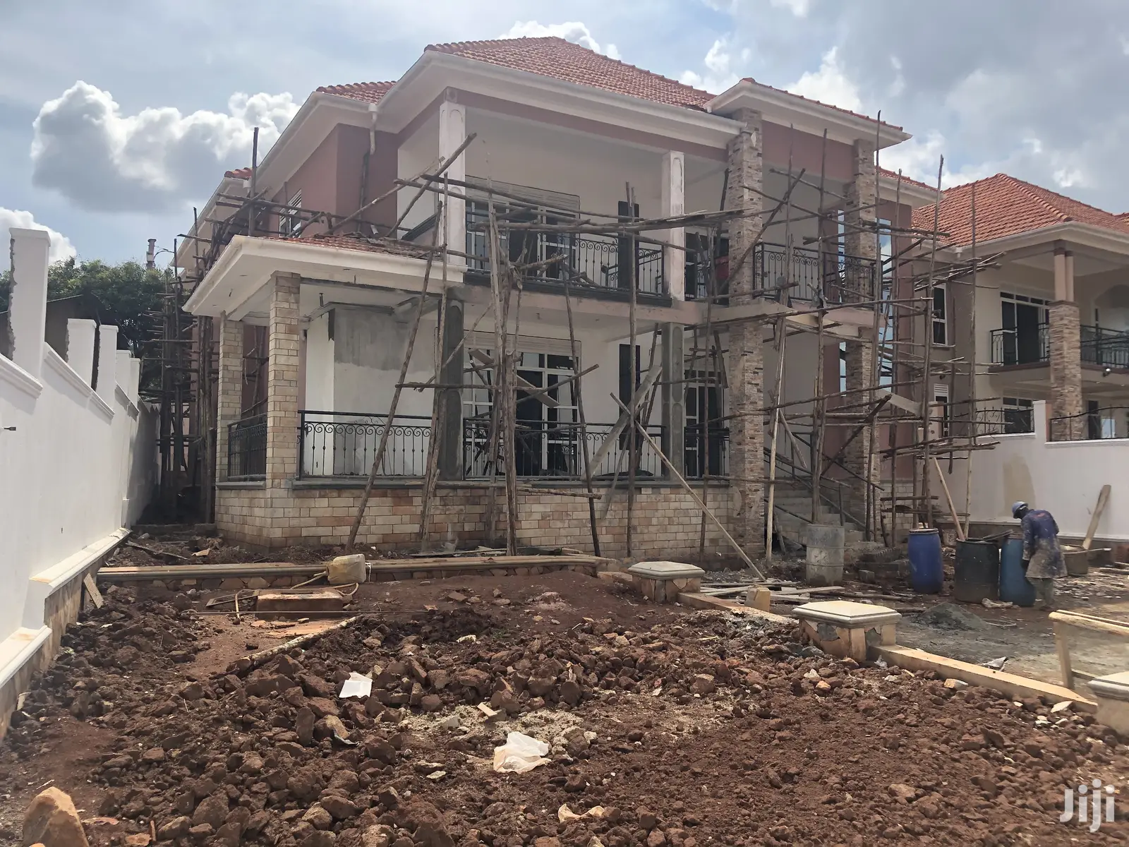 Kyanja Palatial Six Bedrooms Mansion on Sell
