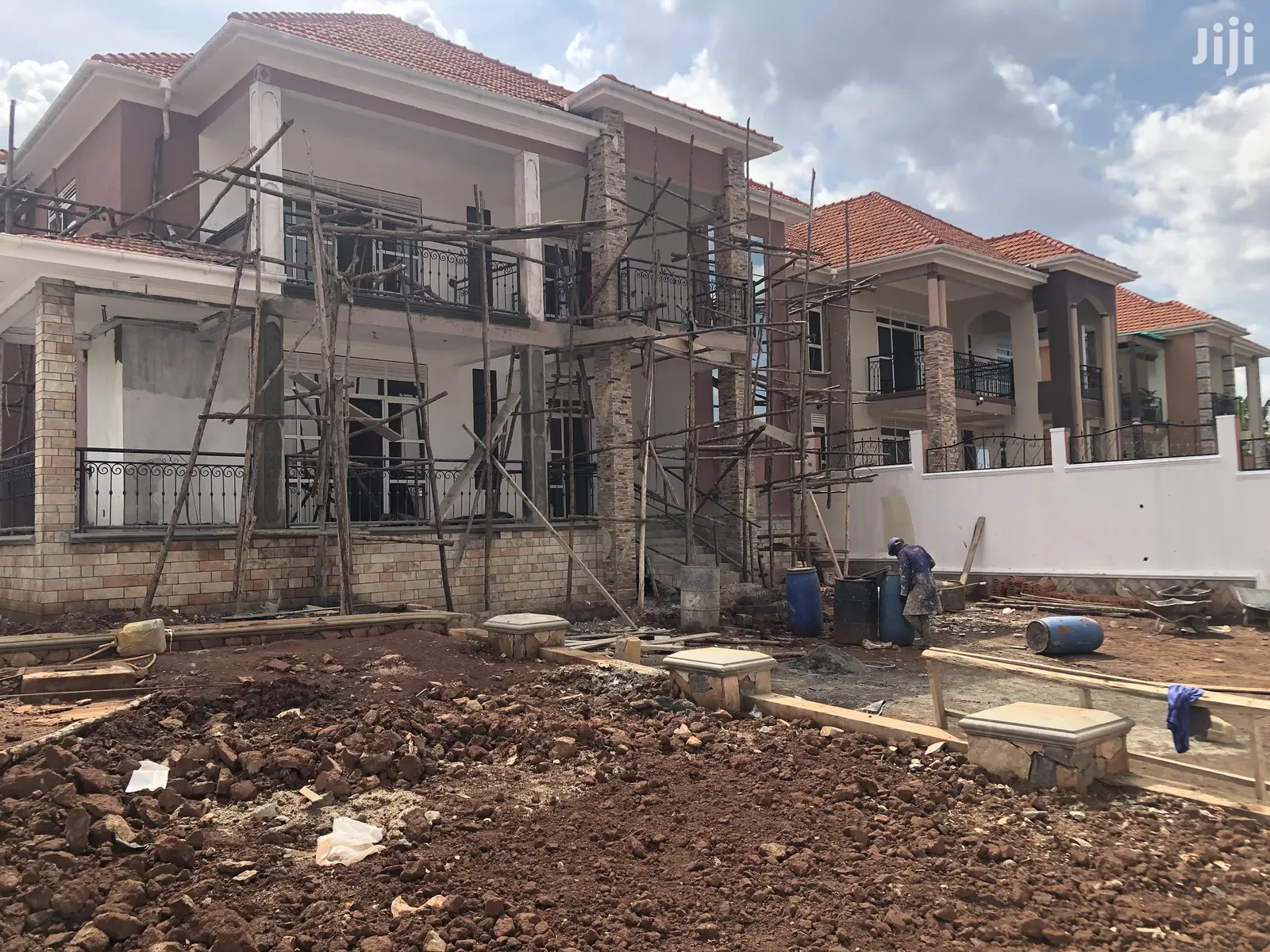Kyanja Palatial Six Bedrooms Mansion on Sell