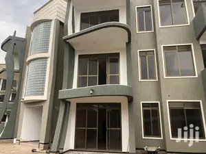 Kiwatule 3 Bedroom Condominiums By The Tarmack On Sell