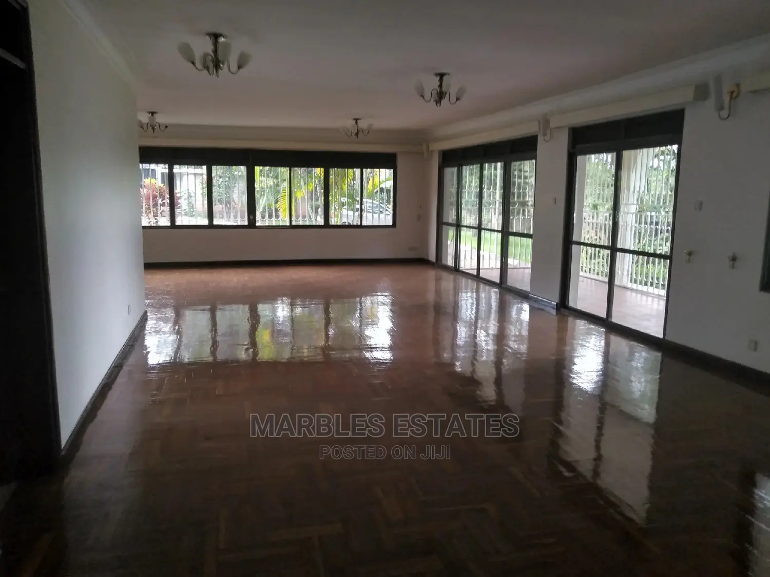 5bdrm Bungalow in Central Division for rent