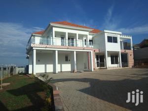 Kyanja 31decimals Mansion on Sell