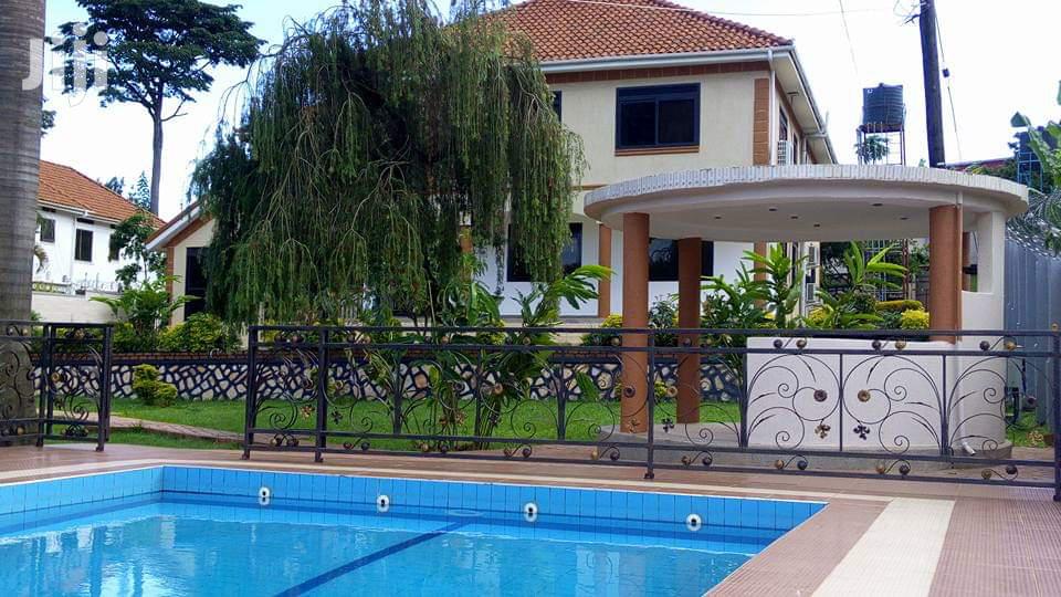 Four Bedroom Mansion In Bugoloobi For Rent