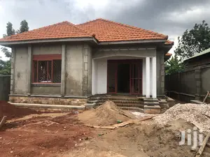 Kiira Nakwero Beautiful Bungalow on Sell