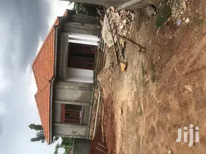 Kiira Nakwero Beautiful Bungalow on Sell