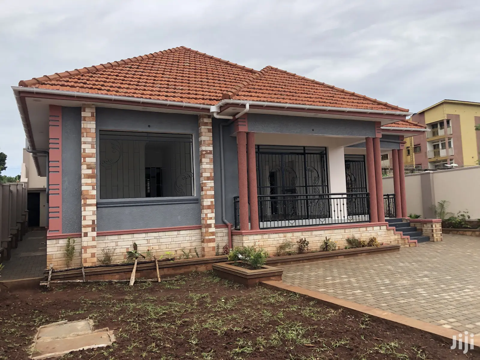 Najjera Massive Bungalow on Sell
