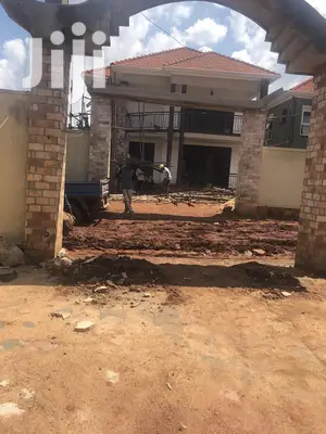 6 Bedroom Mansion In Kira For Sale