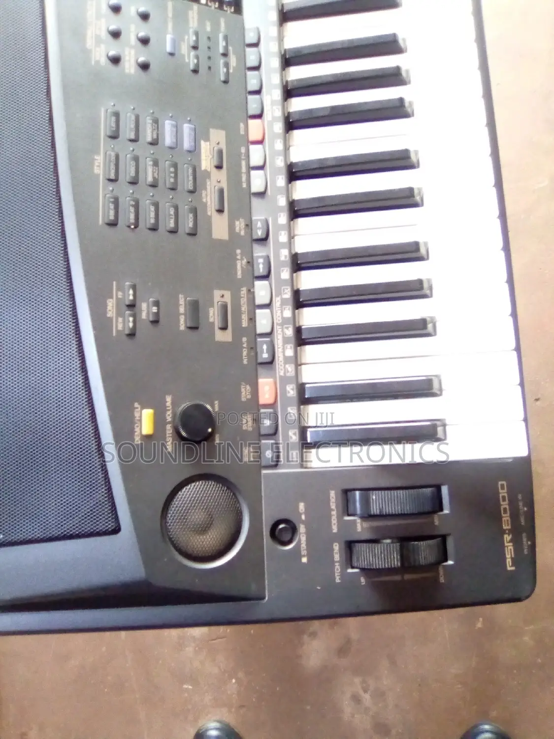 Yamaha Keyboard PSR 8000