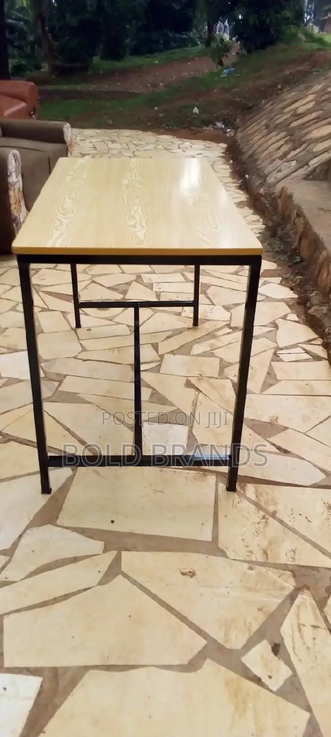 Modern Table/ Desk