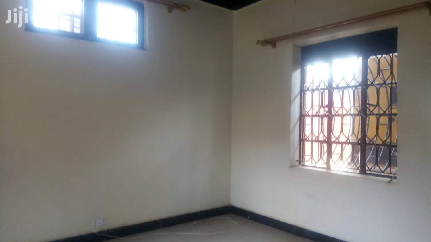 Classic Office Building In Kira For Rent