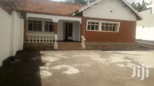 Spacious Detached Banglow