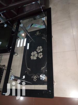 Medium Table