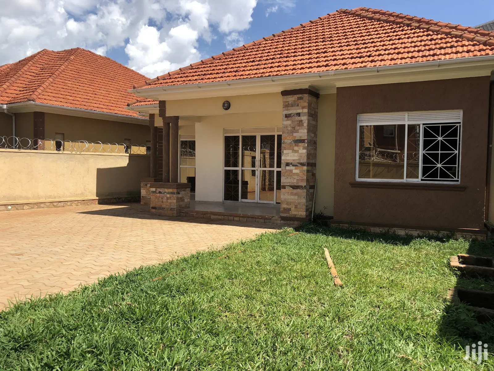 Kira Mamerito Road Classy Bungaloo on Sale