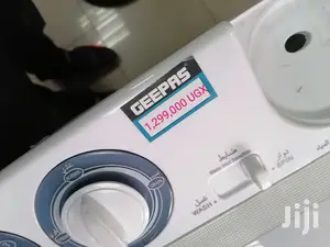 Geepas Semi Automatic Twin Tub Washing Machine 7kg