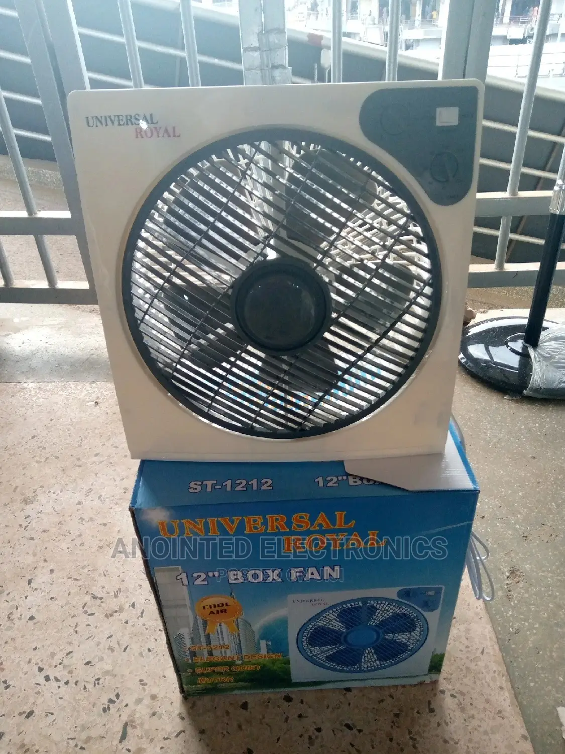 Unvarsel Box Fan