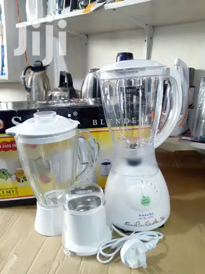 3 in 1 Saachi Blender.