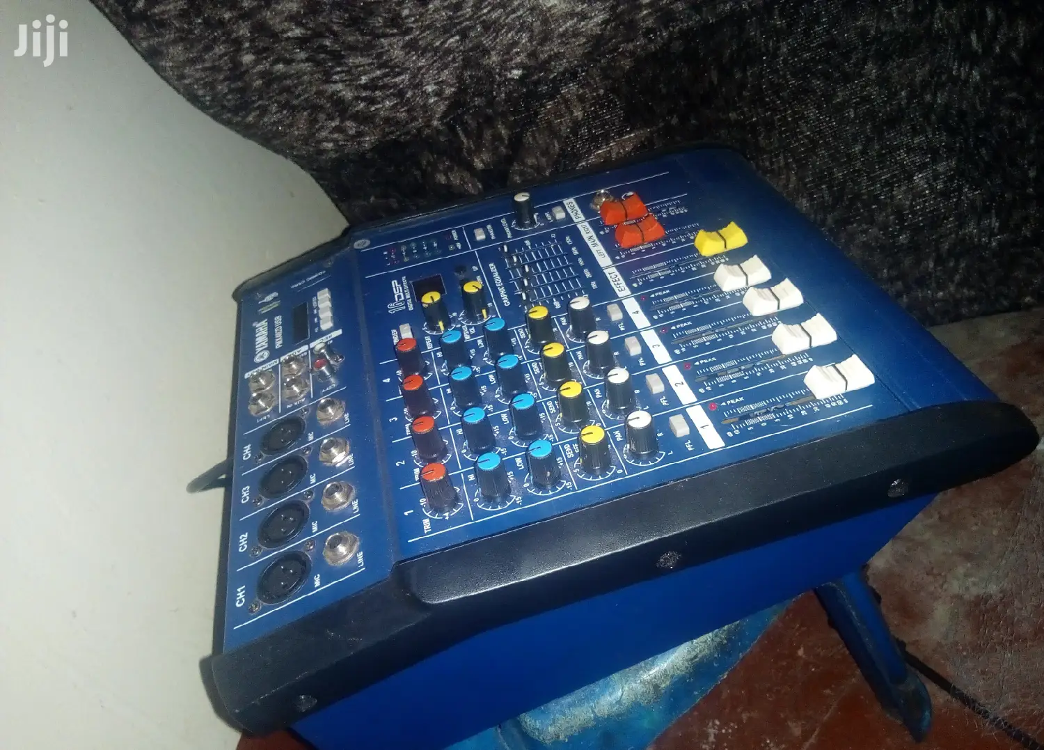 Brand New Yamaha Mixer For Hire