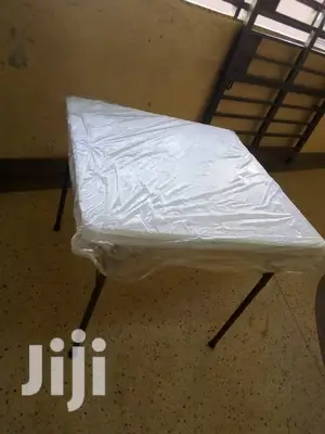 Foldable Squared Table Plastic
