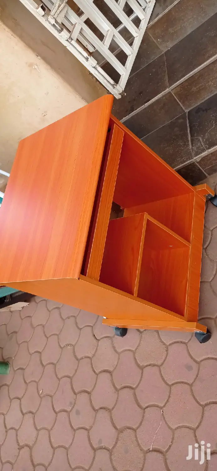 Simple Computer Table Brand New
