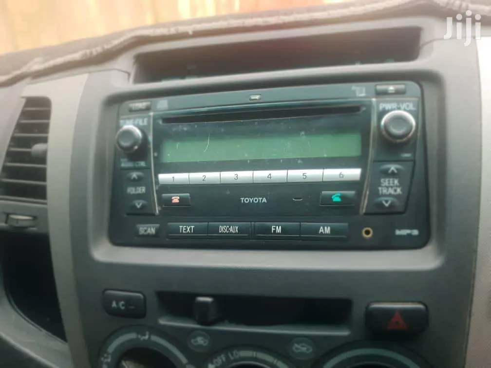 Hilux Radio Upgrade