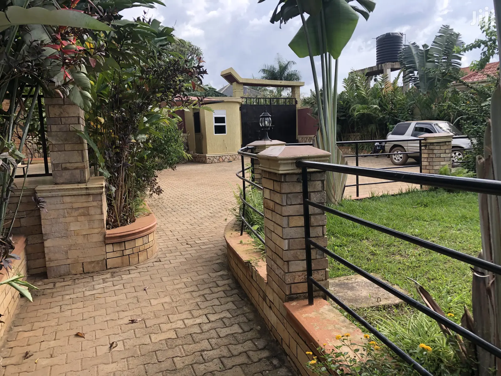 Kiira Magnificent Modern Mansion on Sale