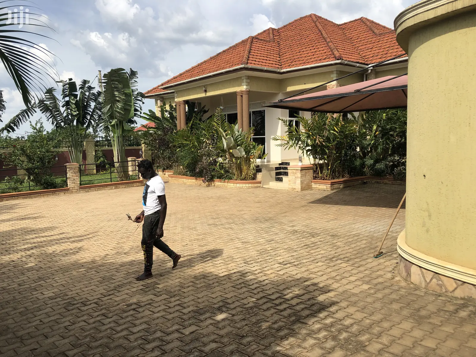 Kiira Magnificent Modern Mansion on Sale