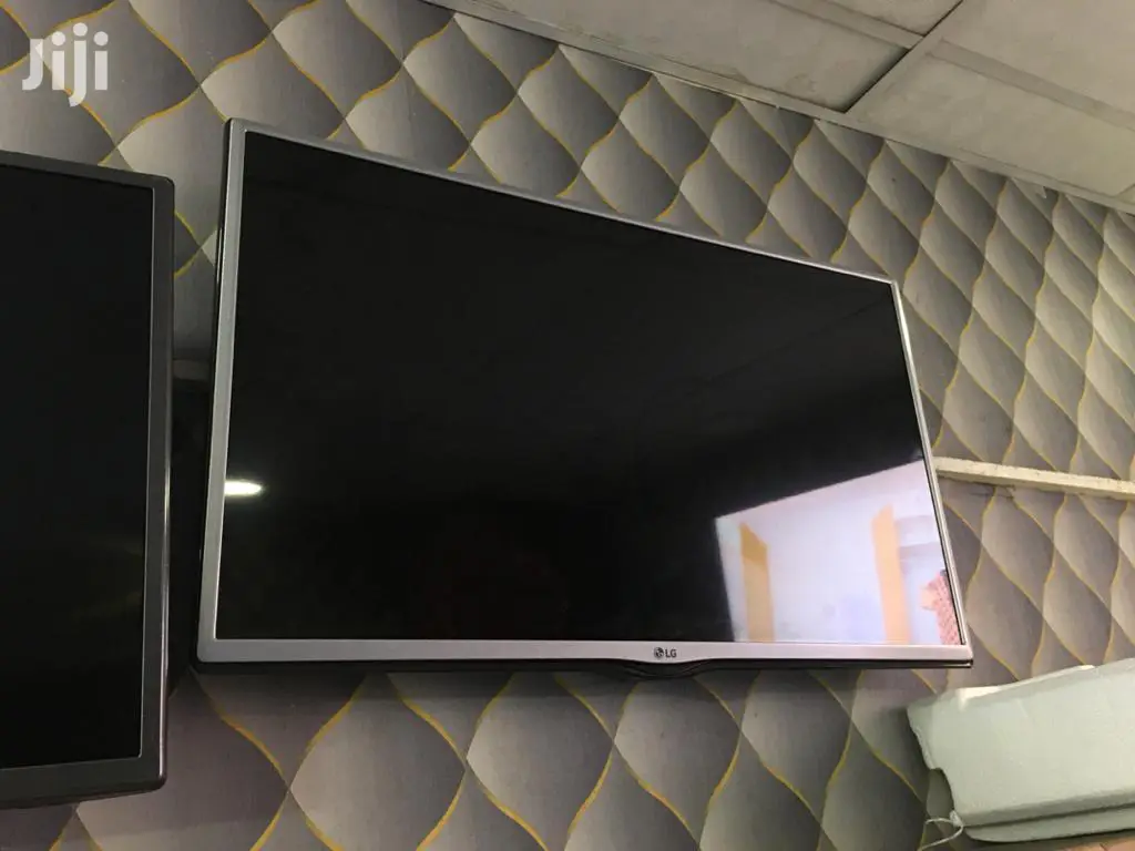Lg 32inches Digital Satellite TV Original