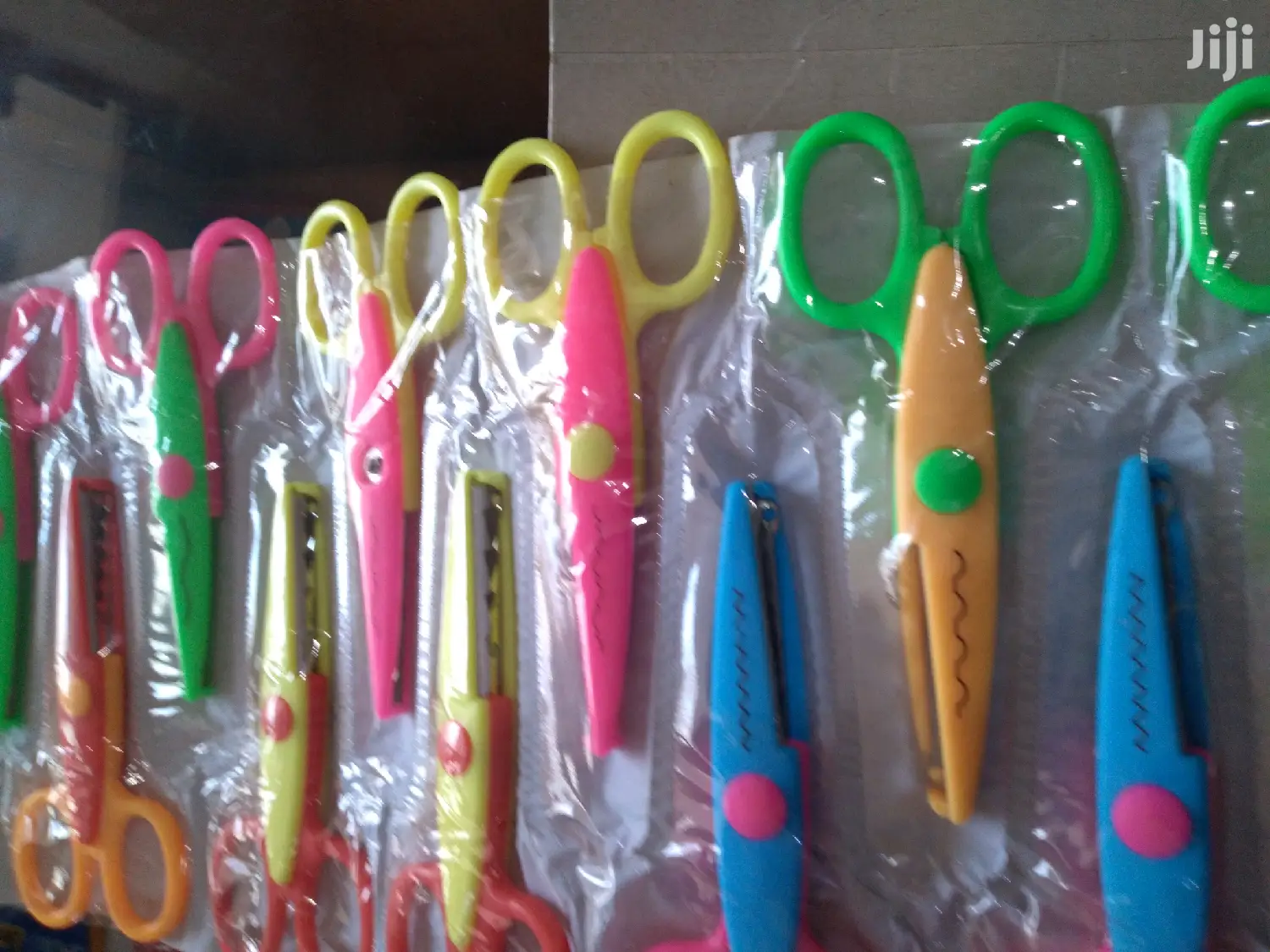 Design Scissors