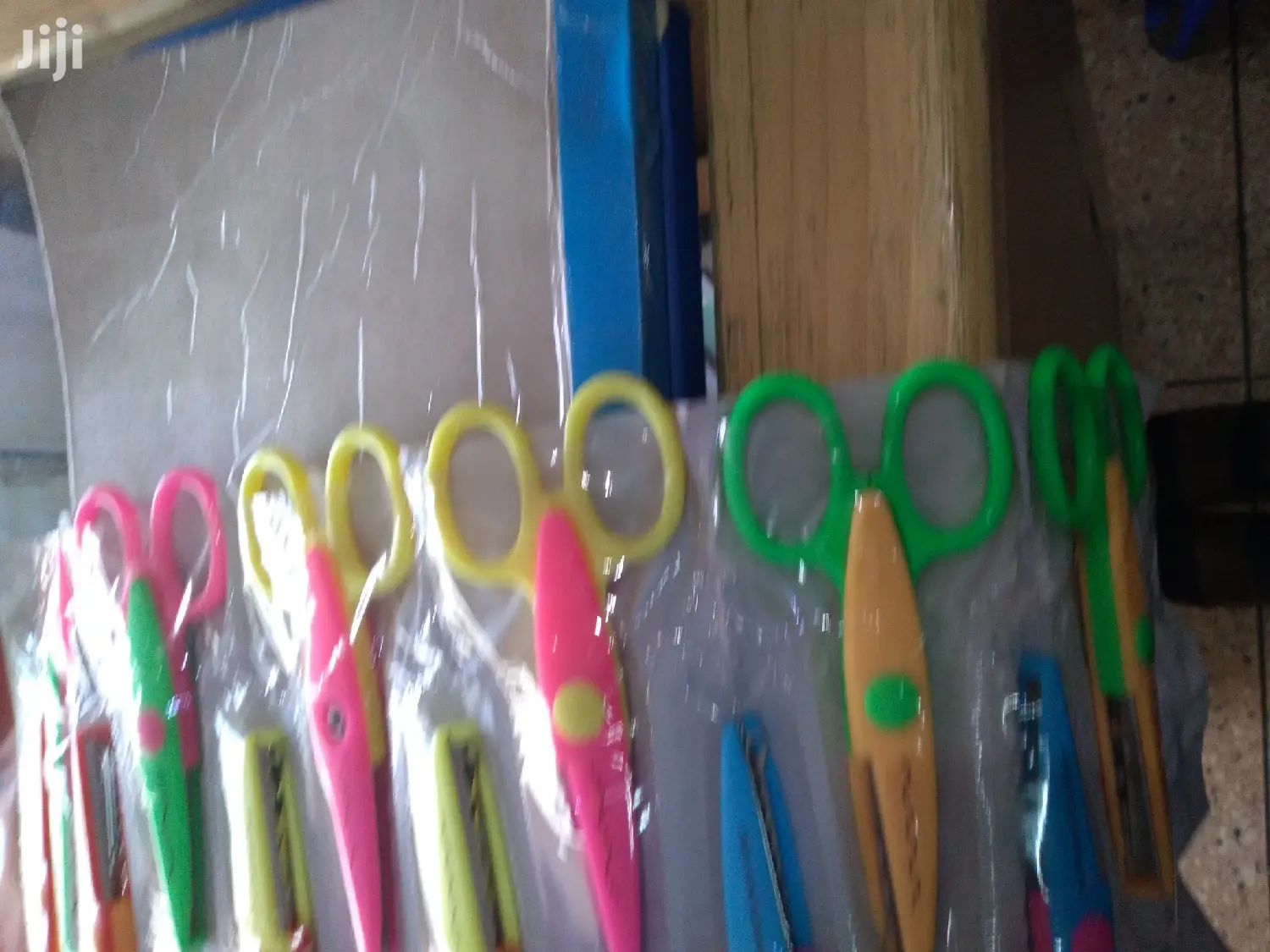 Design Scissors